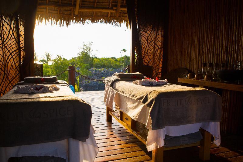 Fruit And Spice Wellness Resort Kizimkazi Esterno foto
